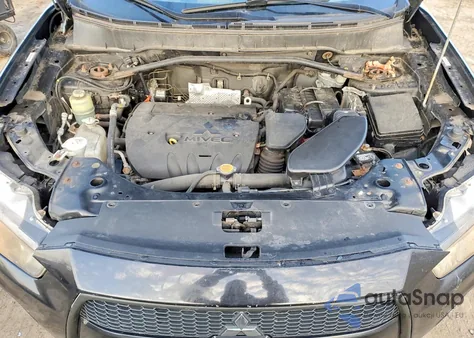 2010 Mitsubishi Outlander Es z USA, uszkodzony, nr VIN JA4AT2AW2AZ002186